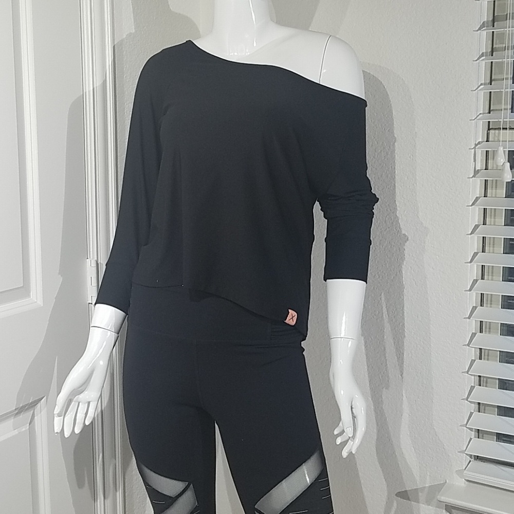 X By Gottex Long Sleeve  Tee - Picture 4 of 8